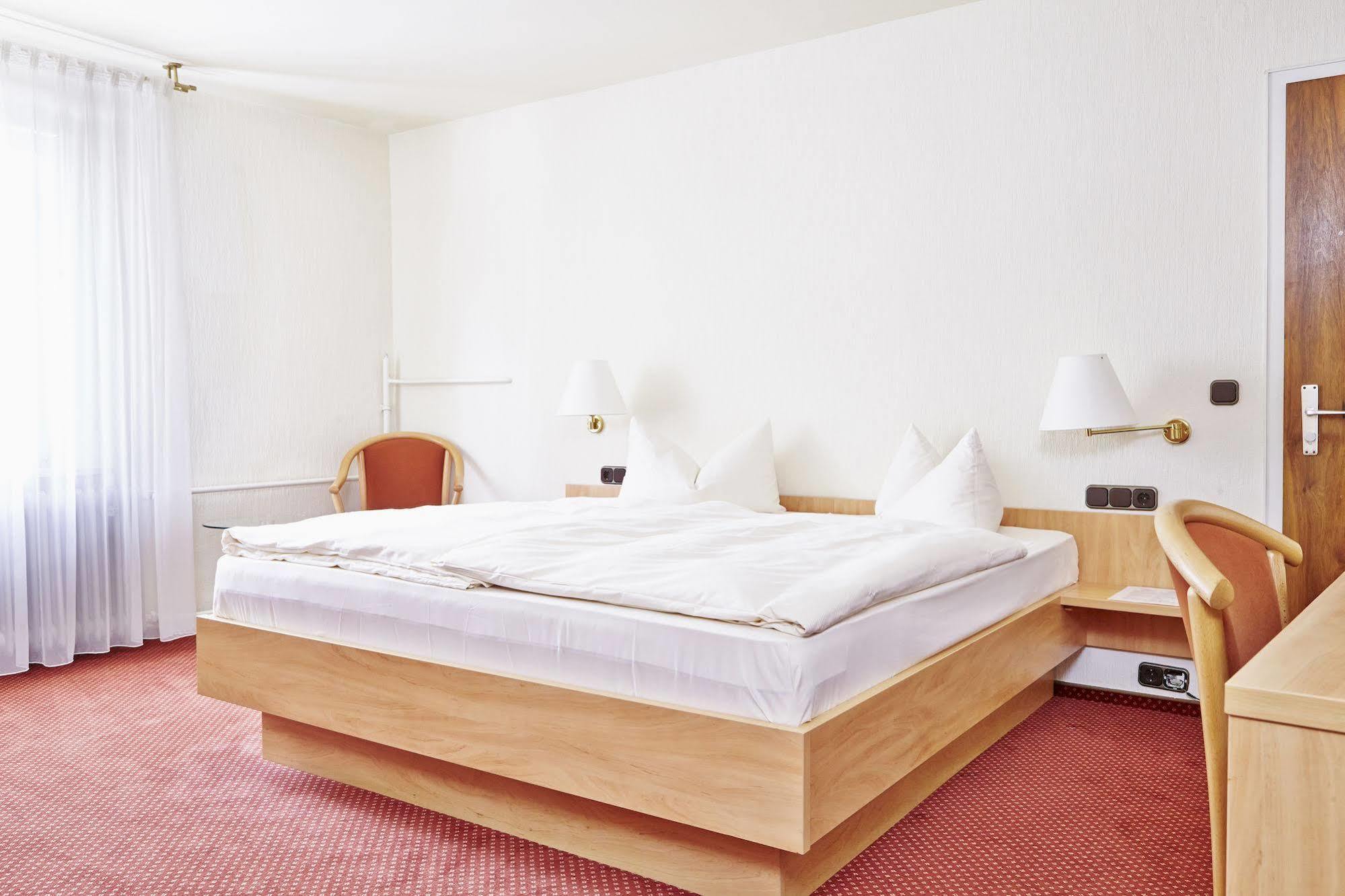Ringhotel Garni Pflug Oberkirch  Eksteriør billede